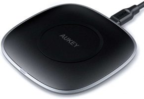 AUKEY USB-C Wireless Charger